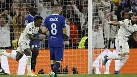 中国裁判团利雅得新月亚冠执法，傅明VAR辅助，马宁判出关键点球